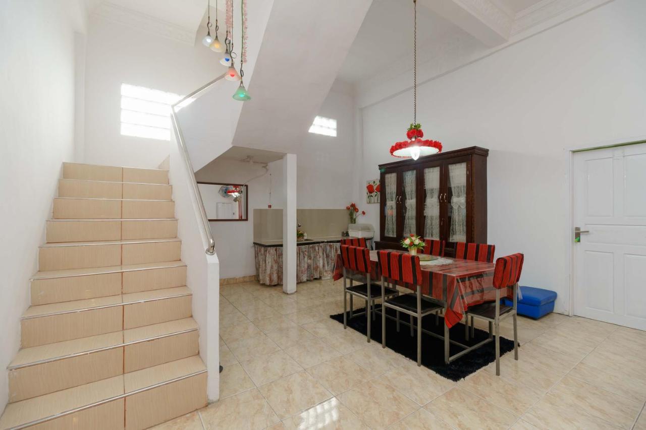 RedDoorz Syariah near Museum Tsunami Aceh 2 Geutieue Luaran gambar